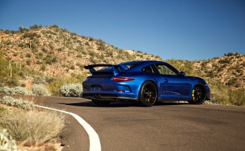 Синий Porsche 911 GT3