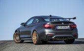 2016 BMW M4 GTS сзади