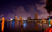Ночной городок во Флориде