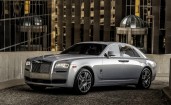 Серебристый Rolls-Royce Ghost