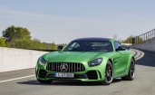 Зеленый Mercedes-AMG GT R 2017