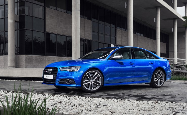 Синий Audi S6
