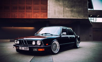 BMW 5 series (E28)