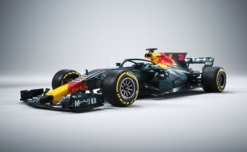 Болид Formula 1, Red Bull, Aston Martin