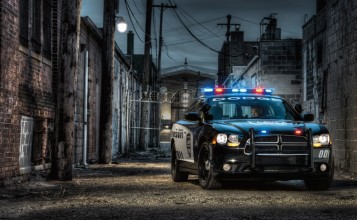 Полицейский автомобиль Dodge Charger Pursuit