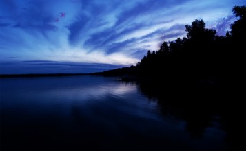 Синее небо во время заката