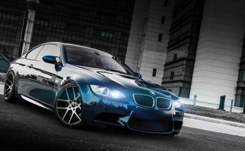 Синяя BMW E92