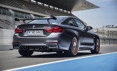 BMW M4 GTS 2016 на скорости