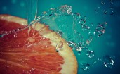 Грейпфрут и вода
