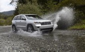 Jeep Grand Cherokee и море брызг