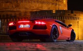 Красная Lamborghini Aventador