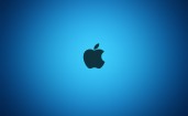 Логотип Apple на синем фоне