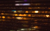 Ночной дождь за окном