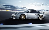 Porsche 911 GT2 RS вид сбоку