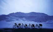 Велосипеды в снежных горах