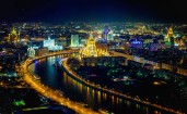 Вид сверху на ночную Москву