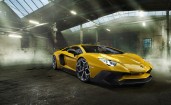 Желтый спорткар Lamborghini Aventador