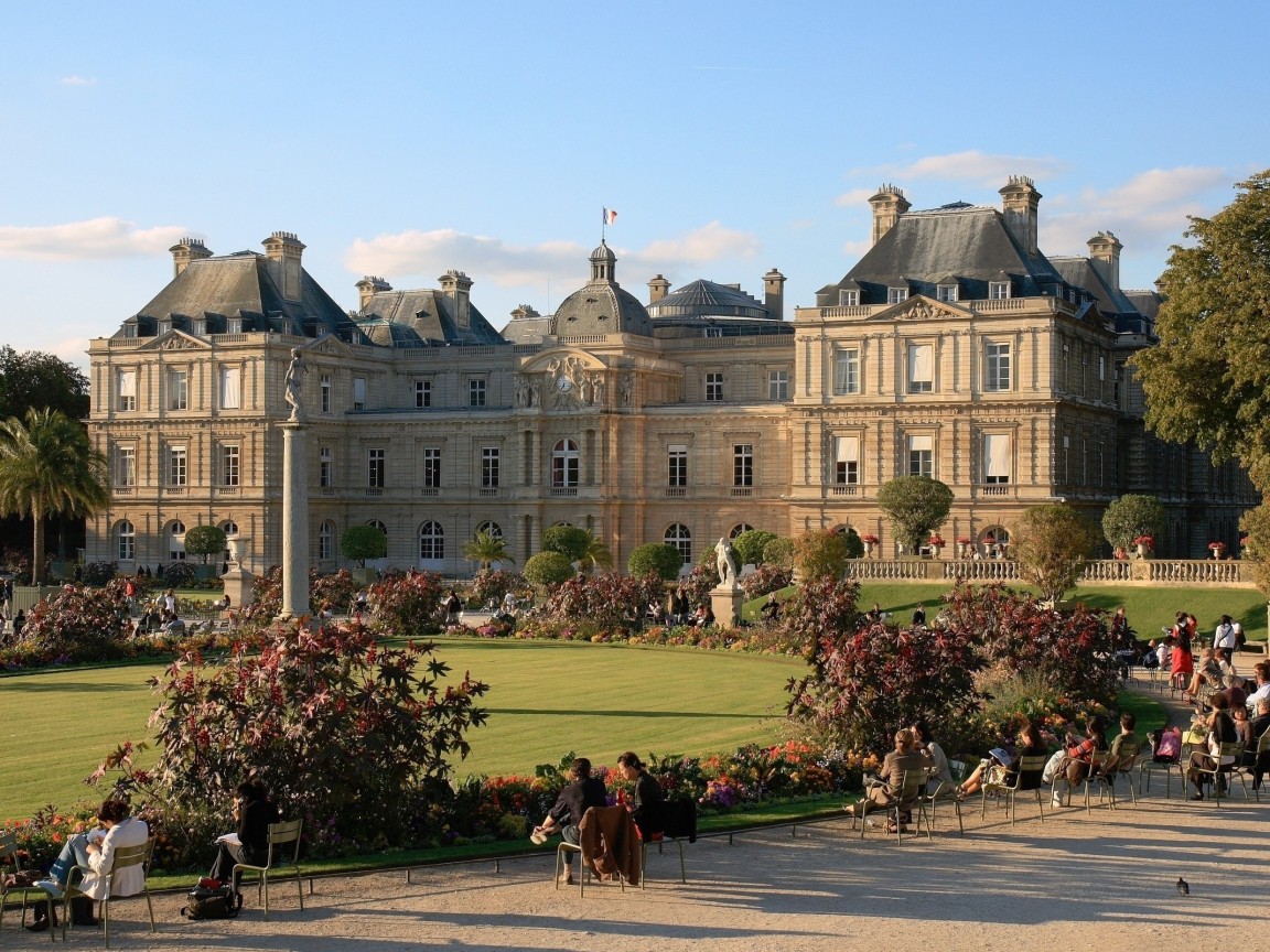 Люксембургский дворец в Париже 1152x864
