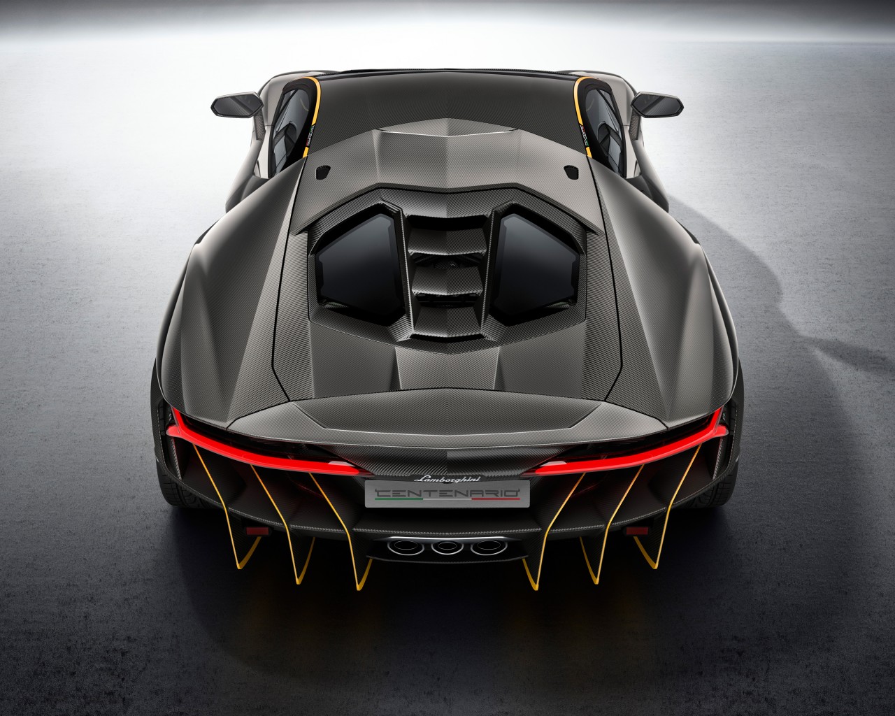 2016 Lamborghini Centenario, вид сзади 1280x1024