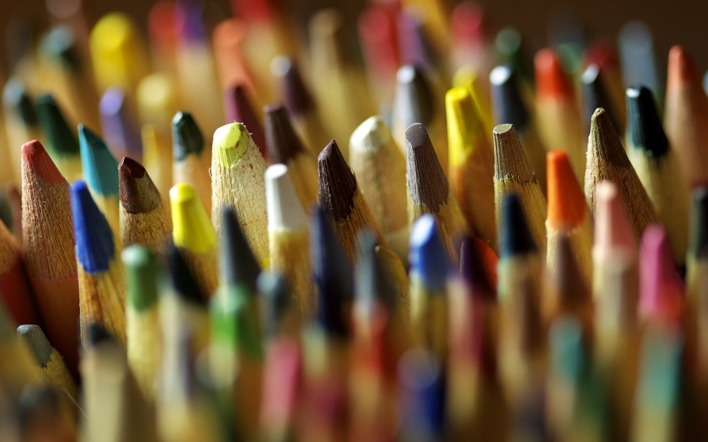 Цветные карандаши 1440x900