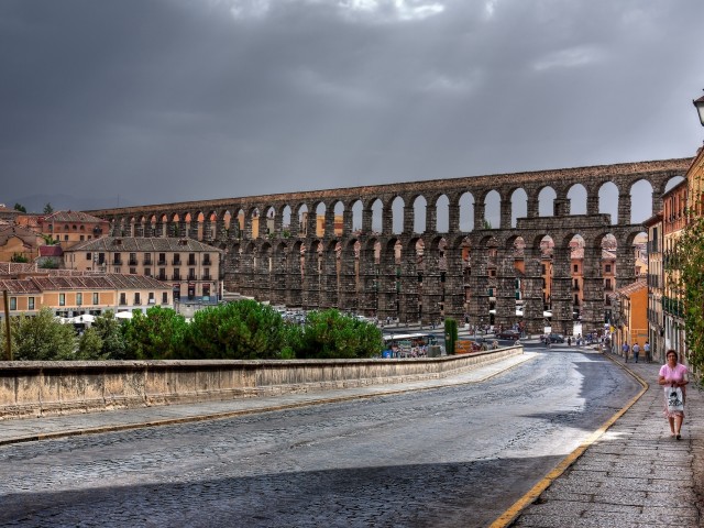 Акведук в Сеговии, Испания 640x480