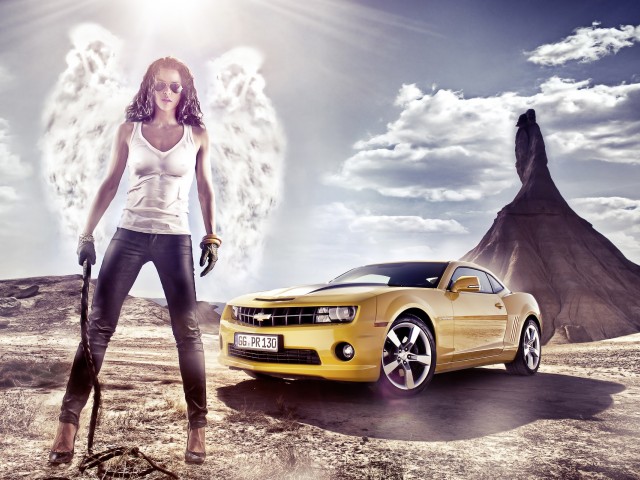 Chevrolet Camaro и девушка-ангел 640x480